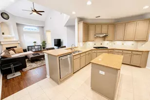 15 Oakmont Ct, Jersey Village, TX 77064 - Photo 8
