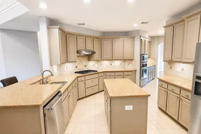 15 Oakmont Court, Jersey Village, TX 77064 - Photo 6