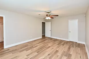 11311 Brighton Ln, Meadows Place, TX 77477 - Photo 20