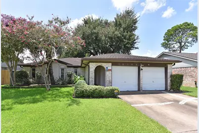 11311 Brighton Lane, Meadows Place, TX 77477 - Photo 2