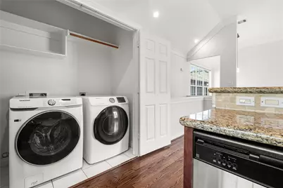 5949 Kiam Street Street, Houston, TX 77007 - Photo 12