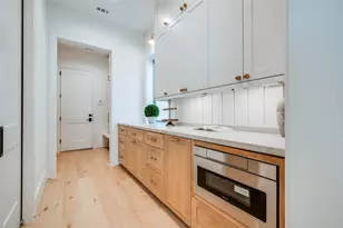 805 Bomar St, Houston, TX 77006 - Photo 20
