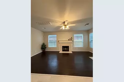 2 Wintergrass Place, The Woodlands, TX 77382 - Photo 4