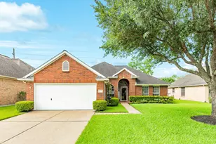 3722 S Peach Hollow Cir, Pearland, TX 77584 - Photo 1