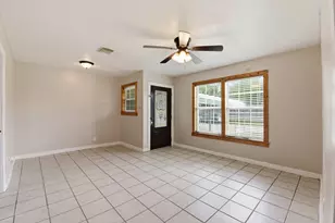 609 Jennings St, Texas City, TX 77590 - Photo 6