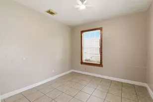 609 Jennings St, Texas City, TX 77590 - Photo 18