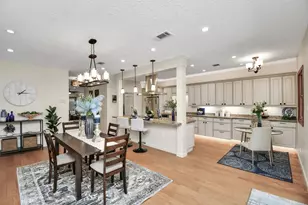 9632 Bayou Brook St, Houston, TX 77063 - Photo 2