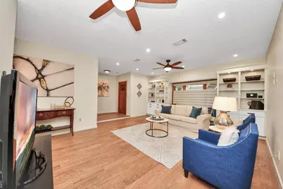 9632 Bayou Brook Street, Houston, TX 77063 - Photo 8