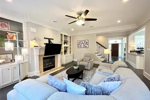 27 Lana Ln, Houston, TX 77027 - Photo 12