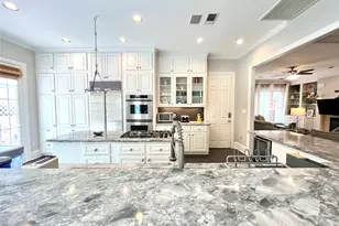 27 Lana Ln, Houston, TX 77027 - Photo 22