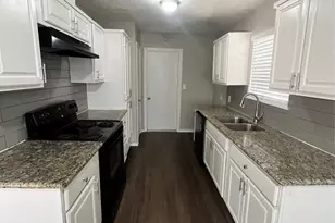 22318 Meadowgate Dr, Spring, TX 77373 - Photo 8