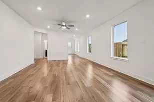 29543 Pondview Dr, Waller, TX 77484 - Photo 6