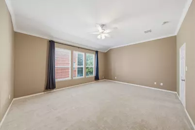 2110 Gillette Street, Houston, TX 77006 - Photo 4