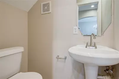 8902 Edgebrook Street, Houston, TX 77075 - Photo 14