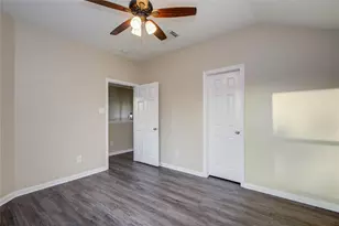 8902 Edgebrook St, Houston, TX 77075 - Photo 24