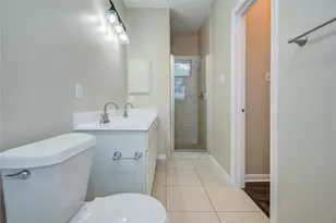 8902 Edgebrook St, Houston, TX 77075 - Photo 18
