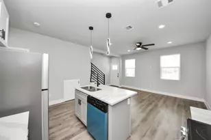 19104 Sears Dr, Houston, TX 77338 - Photo 12