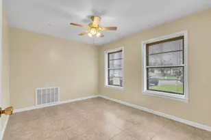 8515 Frazier Dr, Beaumont, TX 77707 - Photo 20
