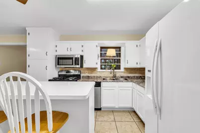 8515 Frazier Drive, Beaumont, TX 77707 - Photo 6