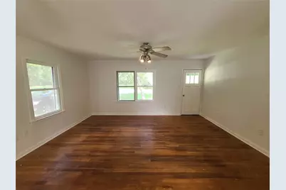 401 N Tinsley Street, Angleton, TX 77515 - Photo 6