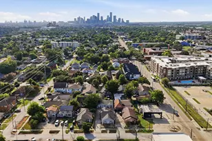 14 Norwood St, Houston, TX 77011 - Photo 20
