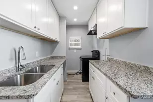14 Norwood St, Houston, TX 77011 - Photo 12