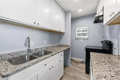 14 Norwood Street #03, Houston, TX 77011 - Photo 10