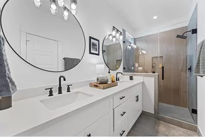 332 Neyland Street, Houston, TX 77022 - Photo 22