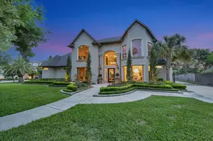 15106 Bronze Bay Ct, Houston, TX 77059 - Photo 2