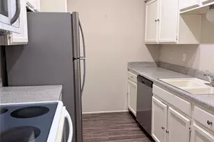 17629 Red Oak Dr, Houston, TX 77090 - Photo 6