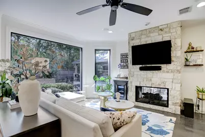 14 Twilight Glen Court, The Woodlands, TX 77381 - Photo 8
