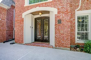 14 Twilight Glen Ct, The Woodlands, TX 77381 - Photo 2