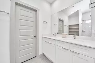 13910 Red River Dr, Baytown, TX 77523 - Photo 30