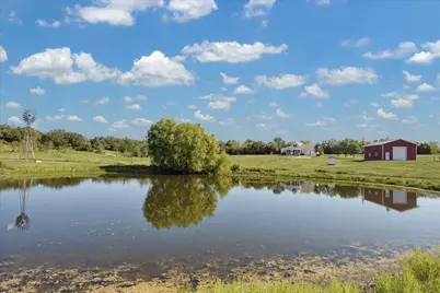 5100 Jaeger Road, Burton, TX 77835 - Photo 32