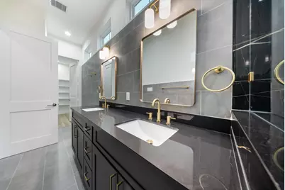 1126 Weiss Street, Houston, TX 77009 - Photo 22