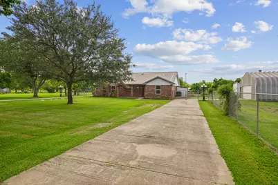 4435 S Tower Road, Santa Fe, TX 77517 - Photo 18