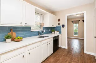 16730 Townes Rd, Friendswood, TX 77546 - Photo 10