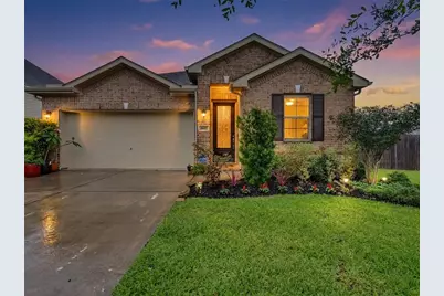 1807 Oakdale Mist Drive, Dickinson, TX 77539 - Photo 1