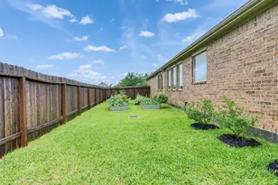 1807 Oakdale Mist Dr, Dickinson, TX 77539 - Photo 30