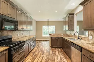 2426 Ridgewood Dr, West Columbia, TX 77486 - Photo 16