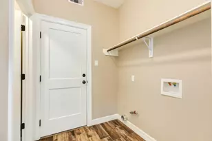2426 Ridgewood Dr, West Columbia, TX 77486 - Photo 24