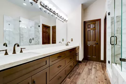 8715 Meadowcroft Drive #901, Houston, TX 77063 - Photo 14