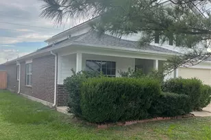 16939 Watering Oaks Ln, Houston, TX 77083 - Photo 2