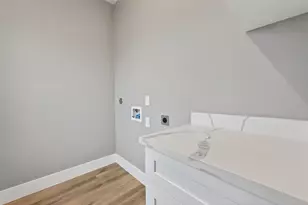 2026 Wavell St, Houston, TX 77088 - Photo 8