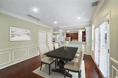 2626 Couch Street, Houston, TX 77008 - Photo 8