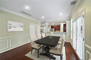 2626 Couch St, Houston, TX 77008 - Photo 8