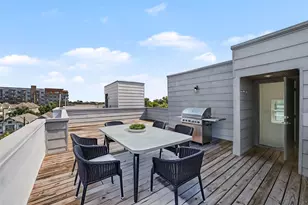 910 W 19th St, Houston, TX 77008 - Photo 26