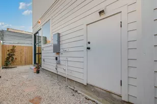 1506 McKee St, Houston, TX 77009 - Photo 22