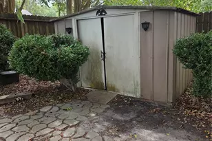 1510 Neptune Ln, Houston, TX 77062 - Photo 32