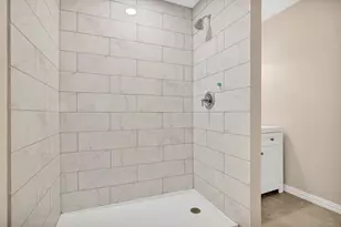 10863 Autumn Ln, Cleveland, TX 77328 - Photo 16